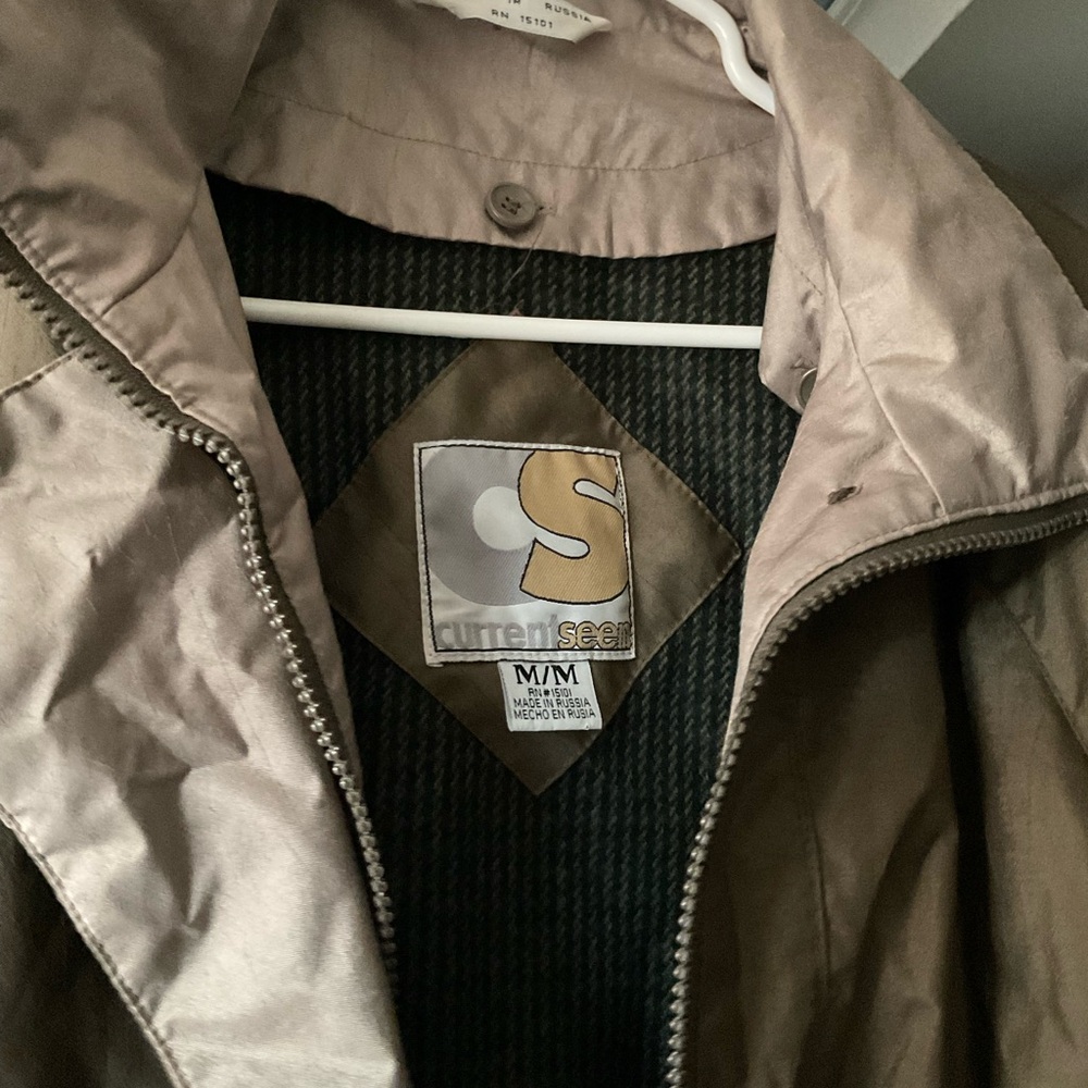 Winter coat - Picture 3 of 3
